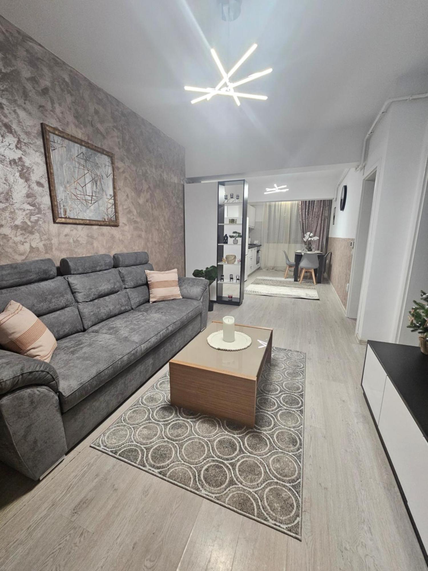 Enjoy My Home Near Palas Mall 2 Iasi Bagian luar foto