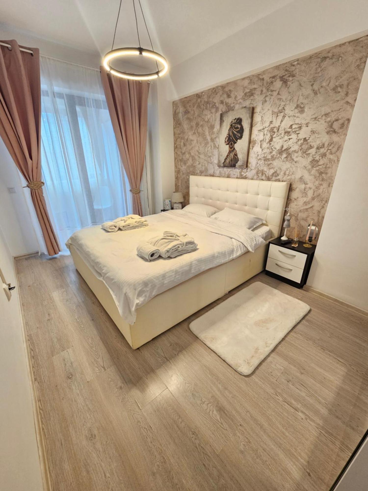 Enjoy My Home Near Palas Mall 2 Iasi Bagian luar foto